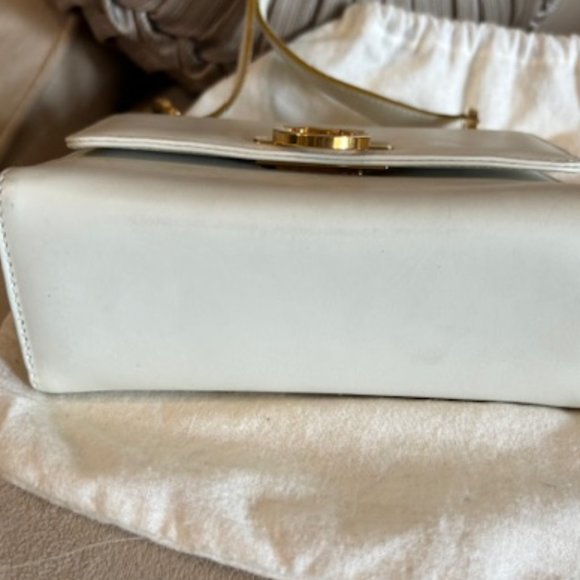 Ferragamo Ivory Mini - Picture 2 of 8
